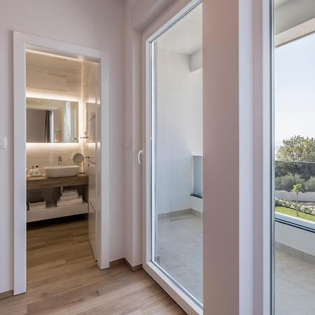 Luxurious Villa Meri Kastela Exterior photo