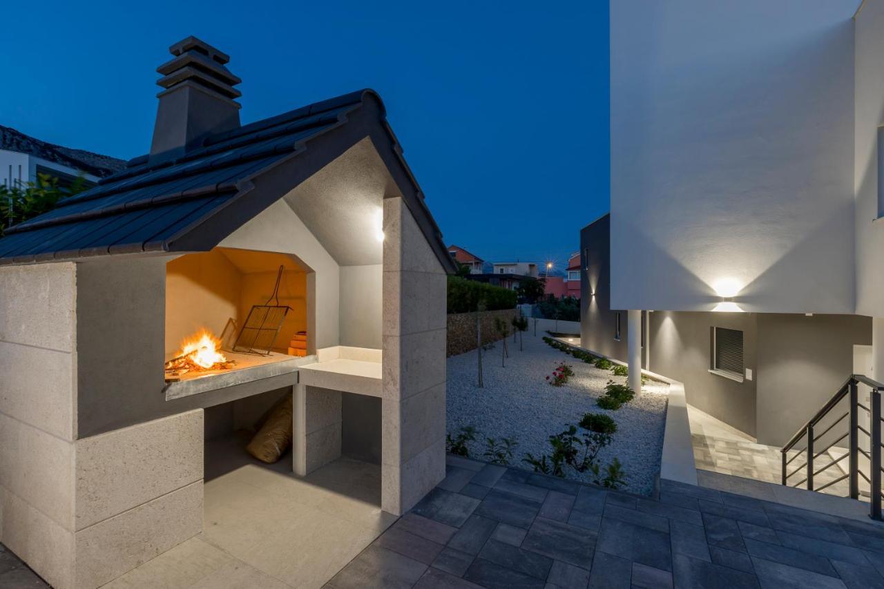 Luxurious Villa Meri Kastela Exterior photo