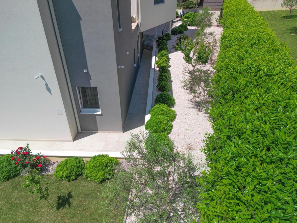 Luxurious Villa Meri Kastela Exterior photo